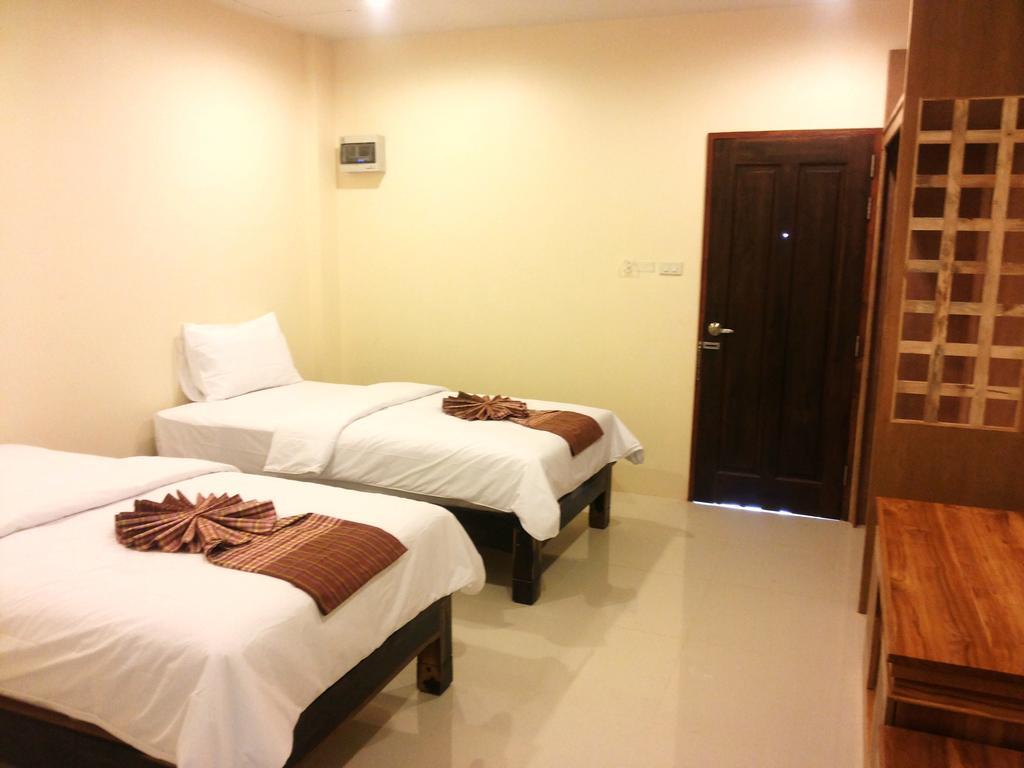 Hotel The Boon House, Khon Kaen Habitación foto