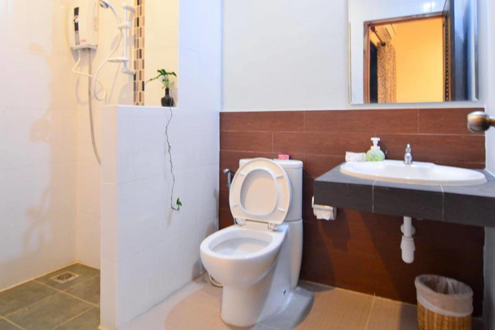 Hotel The Boon House, Khon Kaen Exterior foto